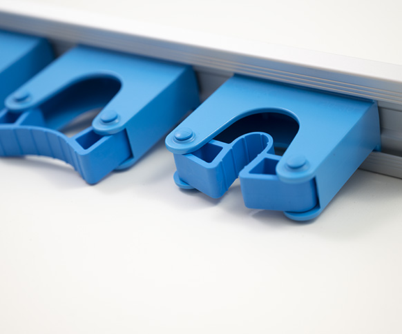 515mm Aluminium Hanging Rail with 5 Coloured Holders Set - HD6 - Image 4